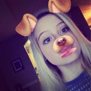 Meet your Posher, Alexis